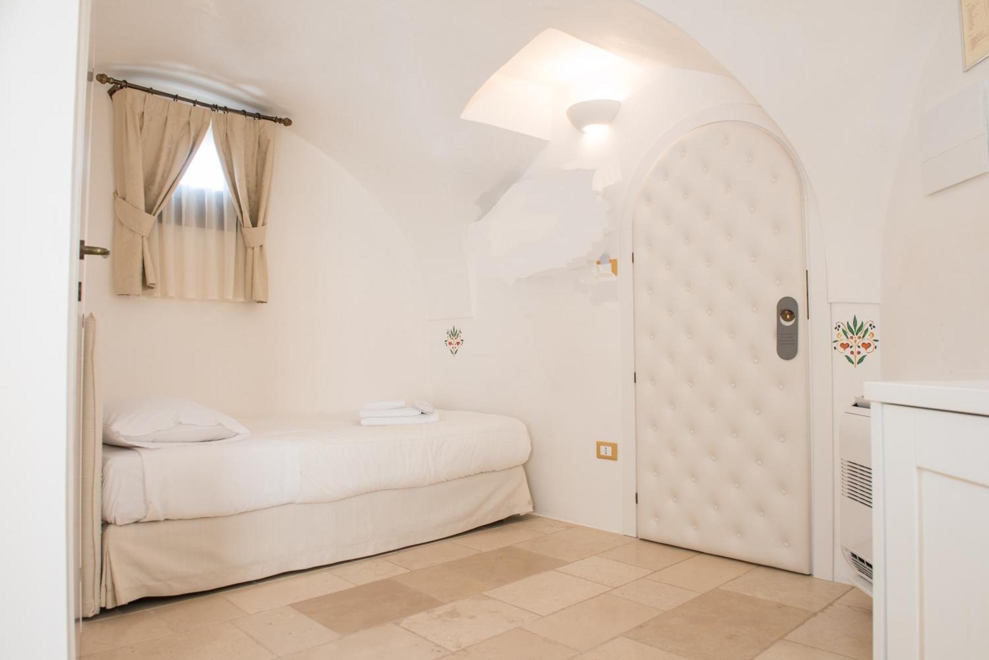 Bed and Breakfast Dimora Dell'Osanna Carovigno Exterior foto